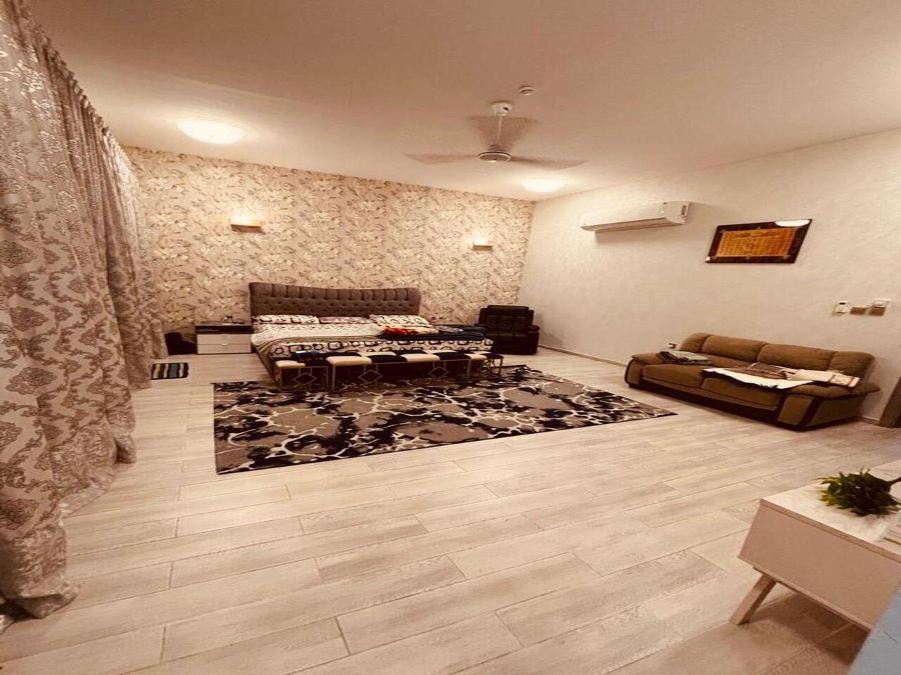 4 BHK Townhouse in Tilal City